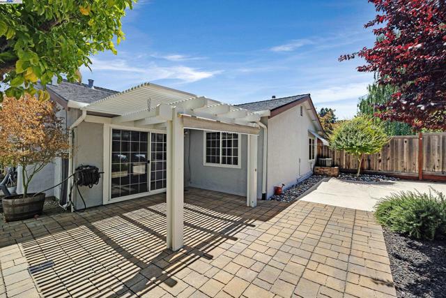 2644 Durango Ln, San Ramon CA: https://media.crmls.org/mediaz/90cdfa43-324b-424e-8e48-e600316fe8b2.jpg
