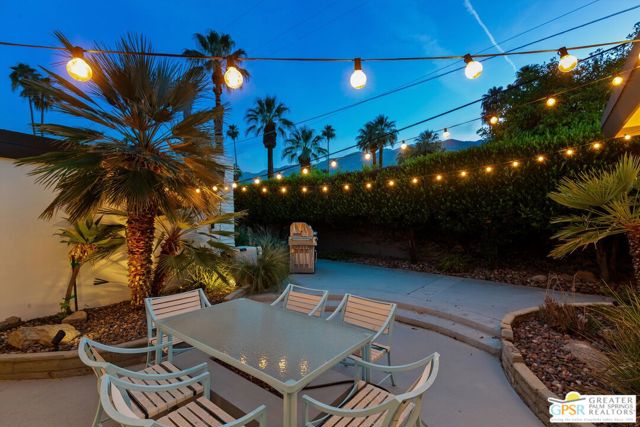 1279 S Driftwood Drive, Palm Springs, CA 92264