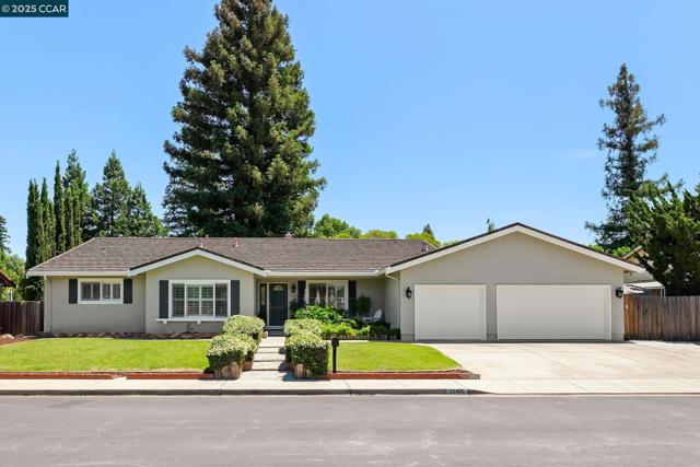 1140 Jamie Dr, Concord CA: https://media.crmls.org/mediaz/90ce5eb7-c034-4472-a64a-f5f92a5d67be.jpg