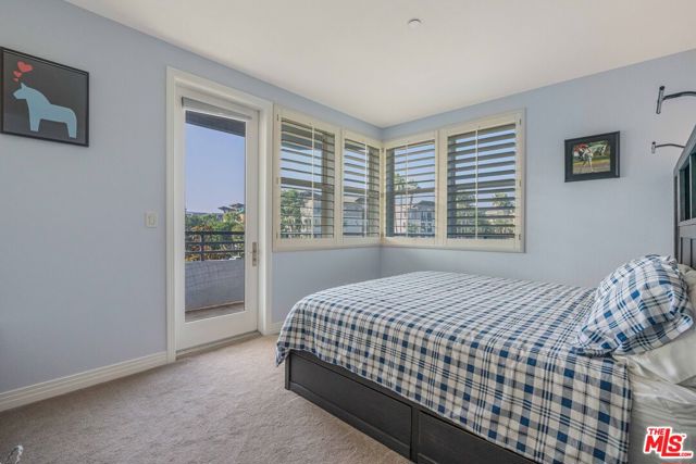 Image 12 of 43 For 7100 Playa Vista Drive 404