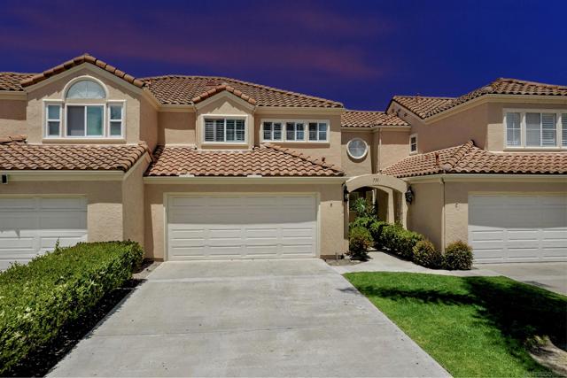 731 Edgewater Dr, Chula Vista CA: https://media.crmls.org/mediaz/90d0aee4-4b9b-4146-885d-c0df9712b9b2.jpg