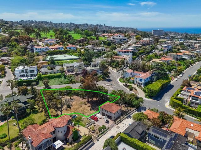 1428 Soledad Ave, La Jolla CA: https://media.crmls.org/mediaz/90d18438-c979-4dd8-8f9c-eeb73190f629.jpg
