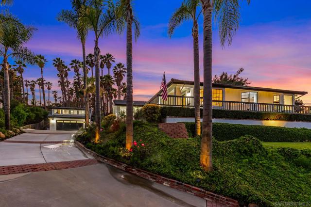 1677 S Hill Ave, Fallbrook CA: https://media.crmls.org/mediaz/90d339cb-6d34-4bac-8e3b-bc666cc19b86.jpg