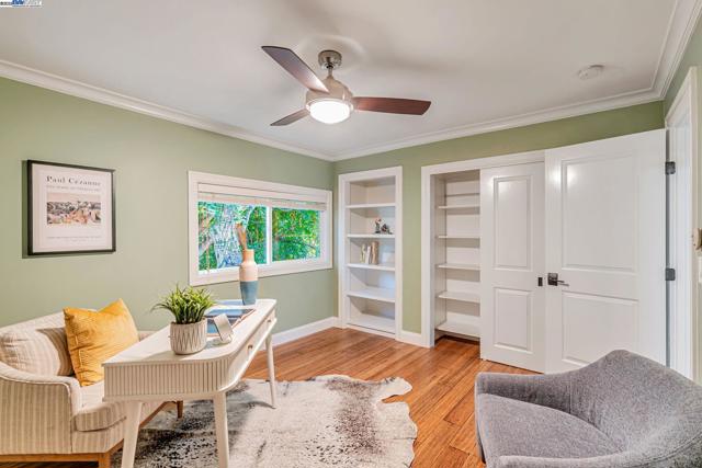 6703 Crow Canyon Rd, Castro Valley CA: https://media.crmls.org/mediaz/90d36c81-c7b7-4d98-b82e-94a94ce0ac51.jpg