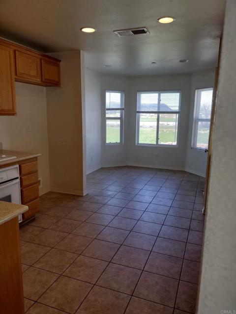 Detail Gallery Image 3 of 11 For 1362 Buckwheat Trl, Campo,  CA 91906 - 3 Beds | 2 Baths