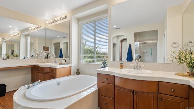 2225 David Place, Carlsbad CA: https://media.crmls.org/mediaz/90d46016-c990-401e-94da-c62f61d44382.jpg