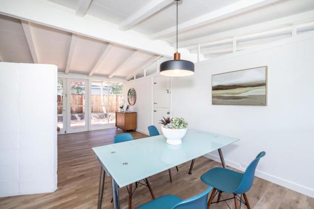 575 E Meadow Drive, Palo Alto CA: https://media.crmls.org/mediaz/90d529bc-367e-4b4c-8742-10df0870a0f6.jpg