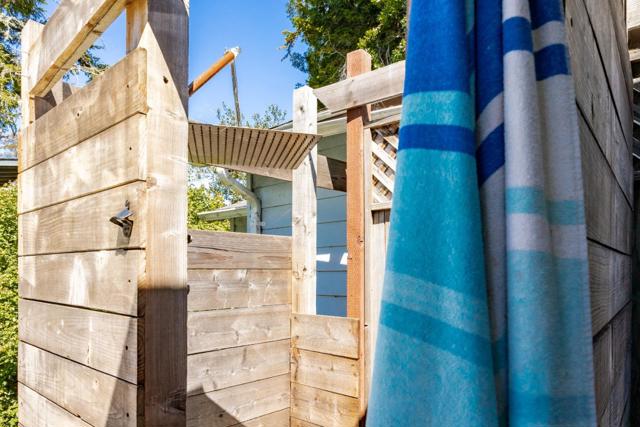 1124 Laurel Street, Santa Cruz CA: https://media.crmls.org/mediaz/90d53002-48f1-4583-9030-a80733529142.jpg