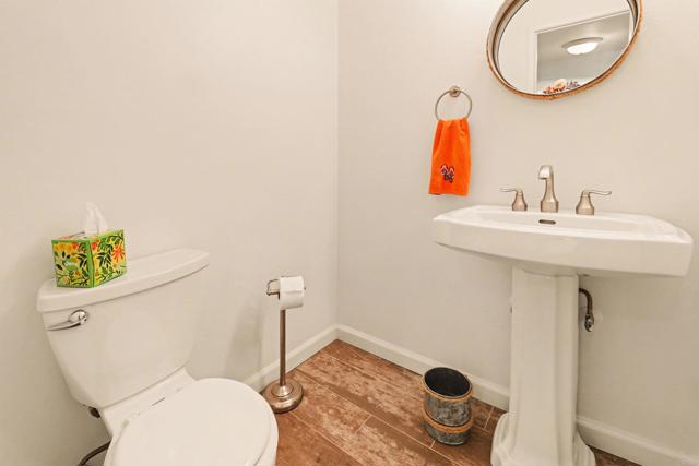 Detail Gallery Image 8 of 28 For 4640 Coralwood Cir, Carlsbad,  CA 92008 - 2 Beds | 2/1 Baths