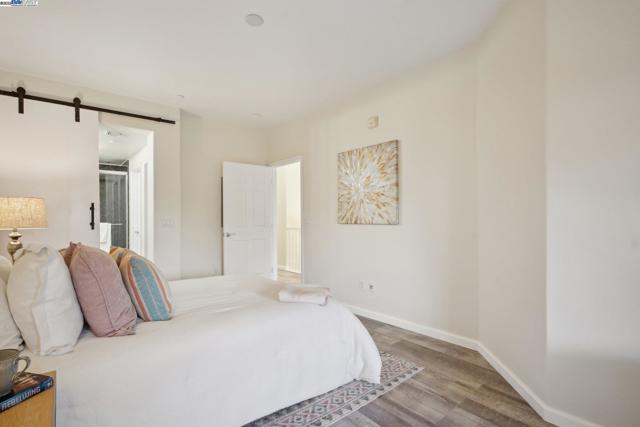 3240 Maguire Way, Dublin CA: https://media.crmls.org/mediaz/90d738fe-68ba-4339-8d8d-81621f6686e2.jpg