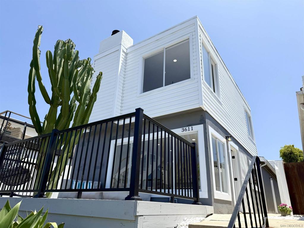 MLS #250033080SD img 1