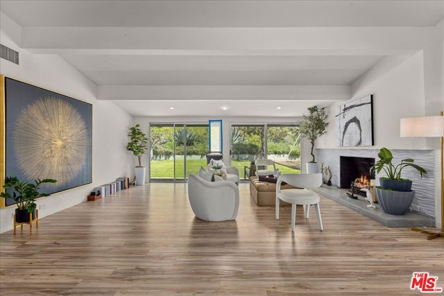 Drew Fenton | 16633 Bienveneda Place Pacific Palisades CA | MLS: 7170214