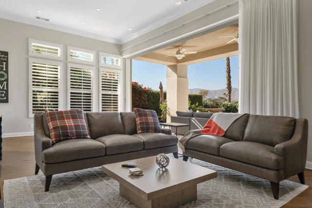 50465 Verano Drive, La Quinta CA: https://media.crmls.org/mediaz/90d89a56-e3df-4beb-9756-ef6ca2f34685.jpg