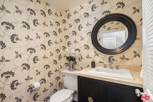 3055 Nichols Canyon Road, Los Angeles CA: https://media.crmls.org/mediaz/90da4fa3-0c0f-44a5-a8f4-ba2e162685de.jpg