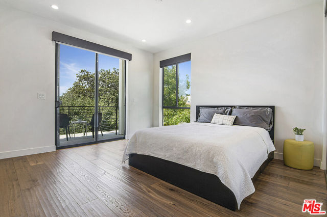 362 N Norton Avenue, Los Angeles CA: https://media.crmls.org/mediaz/90db2491-2bed-4c95-b604-ebe6c19b7179.jpg