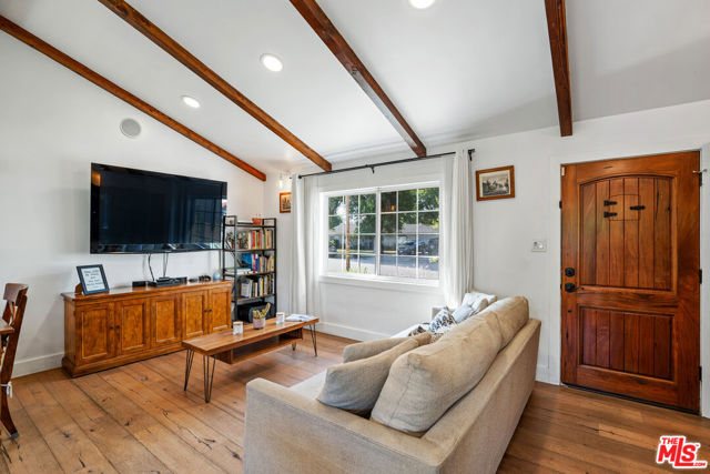 4090 Eileen Street photo 6