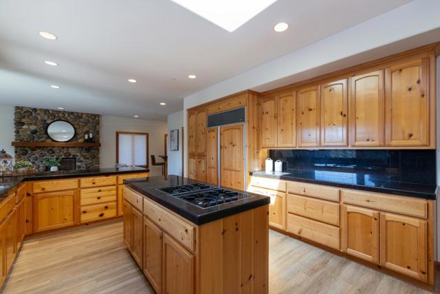 3375 Allred Lane, Soquel CA: https://media.crmls.org/mediaz/90dc9cd0-54a7-4202-b3d9-268edc1bd2ca.jpg