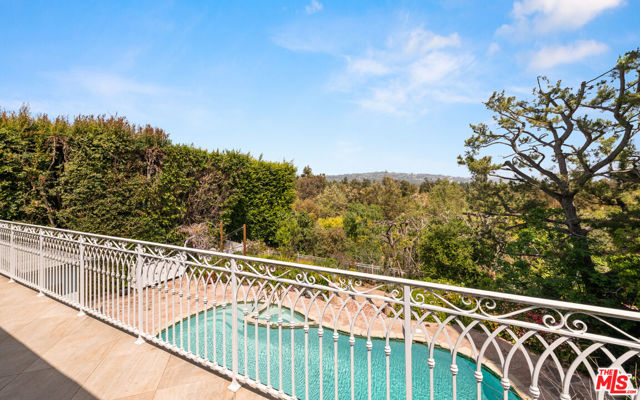 850 Birchwood Drive, Los Angeles CA: https://media.crmls.org/mediaz/90dd97e0-7278-413e-a48f-cc1ed55bc4fd.jpg