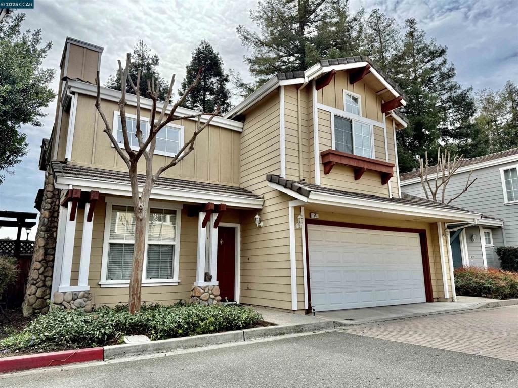 54 Village Square Pl