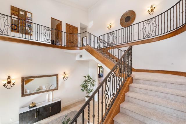 Detail Gallery Image 20 of 38 For 5560 Meadows Del Mar, San Diego,  CA 92130 - 6 Beds | 6/1 Baths