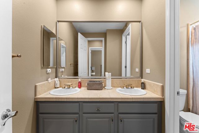 Image 27 of 49 For 43083 Corte Del Oro