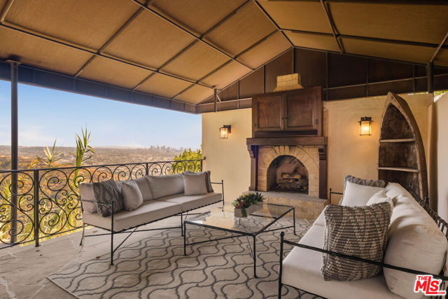 3 Bed Home for Sale in Los Angeles, California