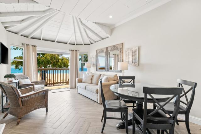 2727 E Cliff Drive, Santa Cruz CA: https://media.crmls.org/mediaz/90e0ae4a-3628-4245-abb9-9da297ca5b9d.jpg