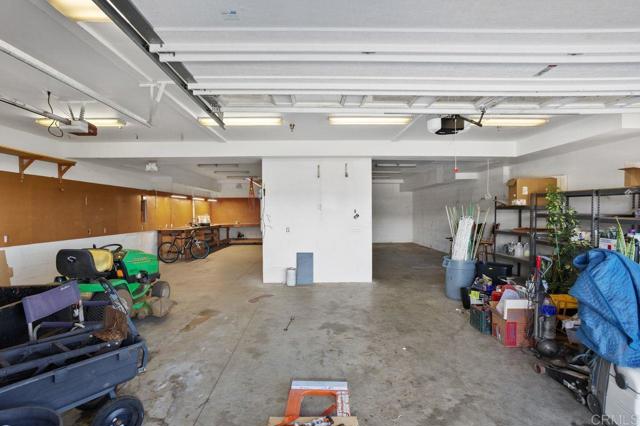 1101 York Dr., Vista CA: https://media.crmls.org/mediaz/90e1d026-9443-4862-a5cf-76eb7f6d813c.jpg