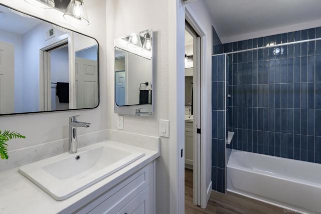 9832 Caminito Cuadro, San Diego CA: https://media.crmls.org/mediaz/90e2da0e-343a-4744-8a22-ddca60fac071.jpg