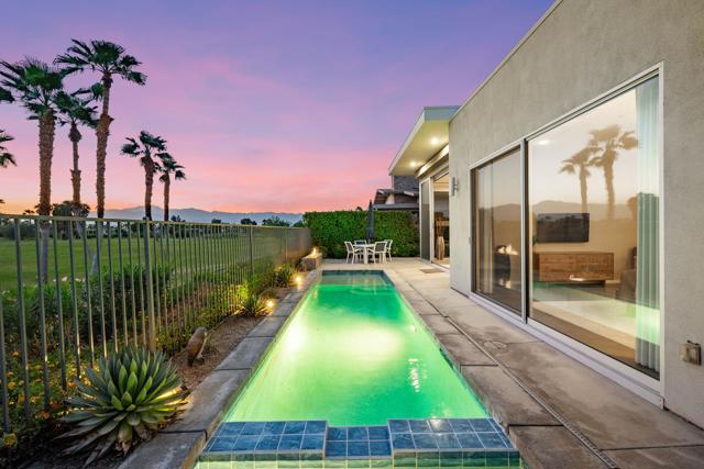 519 Soriano Way, Palm Springs, CA 92262