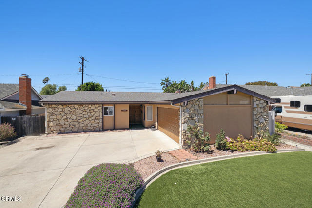 Detail Gallery Image 1 of 24 For 1359 Swansea Ave, Ventura,  CA 93004 - 3 Beds | 2 Baths