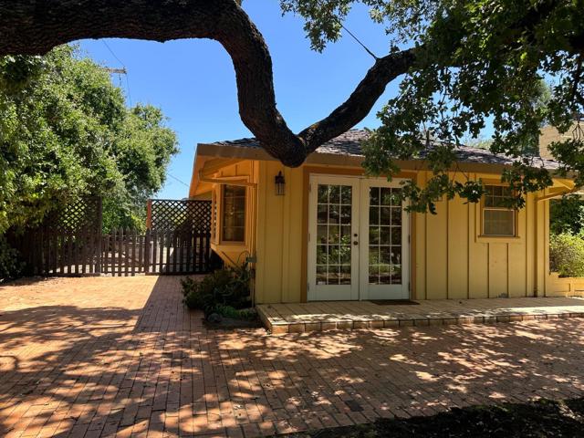 25228 La Loma Drive, Los Altos Hills CA: https://media.crmls.org/mediaz/90e64ecc-cd58-4f9d-8635-9ee4a62502d0.jpg