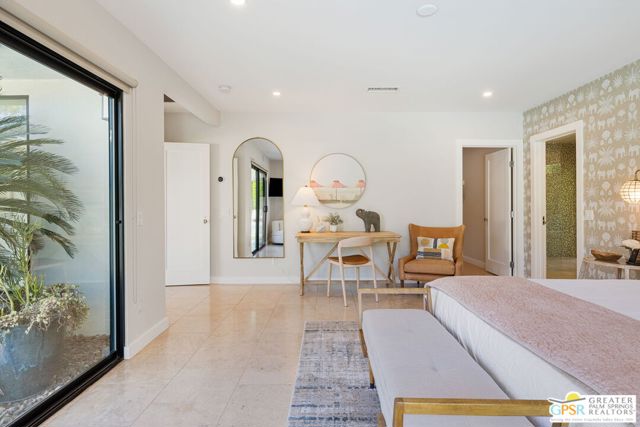 290 W Lilliana Drive, Palm Springs CA: https://media.crmls.org/mediaz/90e6ab0e-ac37-40cc-a207-de9f722ba3c0.jpg