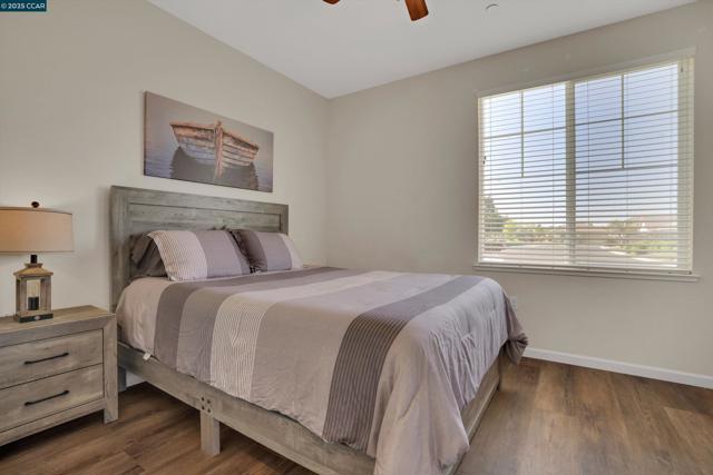 8275 Brookhaven Cir, Discovery Bay CA: https://media.crmls.org/mediaz/90e7fcf7-c809-4052-a7f2-b2a48f100241.jpg