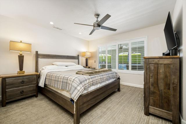 31465 Whispering Palms Trail, Cathedral City CA: https://media.crmls.org/mediaz/90e873f6-e50f-4af5-8f3f-e59c85000615.jpg