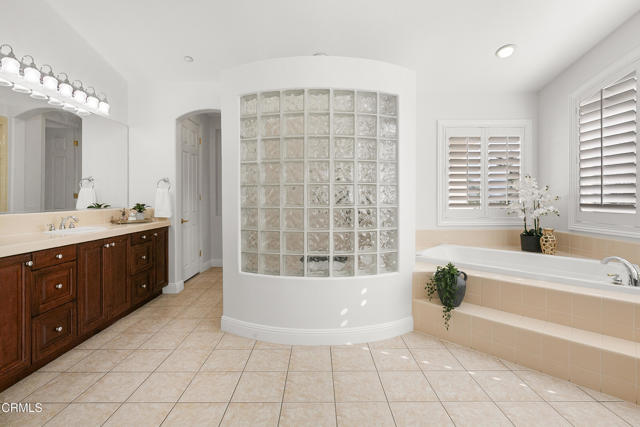 Detail Gallery Image 58 of 75 For 5358 Calarosa Ranch Rd, Camarillo,  CA 93012 - 5 Beds | 5/1 Baths