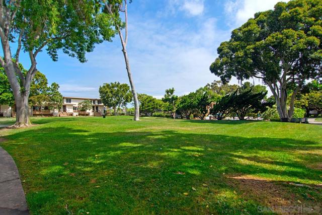 4098 Valeta Street, San Diego CA: https://media.crmls.org/mediaz/90e90b08-8bca-4fa0-8322-14a5709b9f3f.jpg