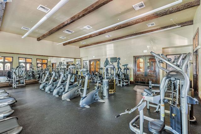 3579 Rimini Ln, Dublin CA: https://media.crmls.org/mediaz/90e912d7-0968-46be-bd04-2ed124395245.jpg