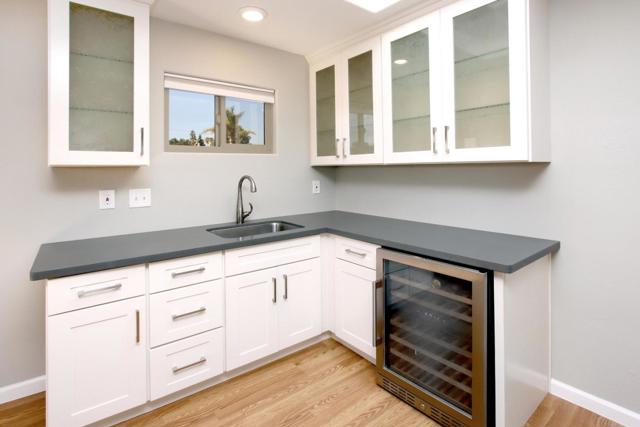 217 Valencia Avenue, Aptos CA: https://media.crmls.org/mediaz/90e9c2f9-6889-44c9-bc75-6ce21c40d214.jpg