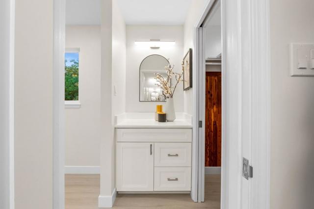 16251 Lilac Lane, Los Gatos CA: https://media.crmls.org/mediaz/90ea43df-20d0-42ab-bff5-aed42834ad32.jpg