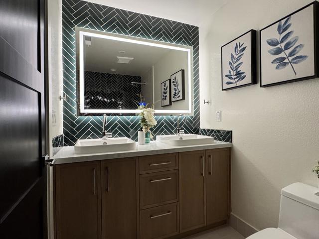 1588 Calle De Stuarda, San Jose CA: https://media.crmls.org/mediaz/90eaec26-0ad9-4517-8e91-42e2b63b8211.jpg