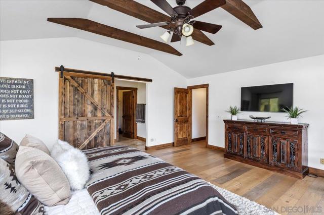 1379 Sunny Heights Road, Fallbrook CA: https://media.crmls.org/mediaz/90eb6671-0f1d-4670-b847-aa6c5fa7228d.jpg