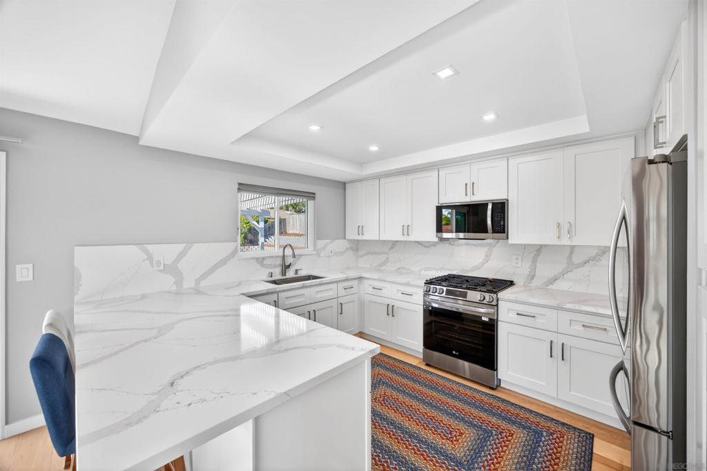 2336 Kenwyn - photo 3