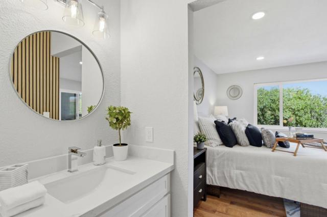 2265 Sun Glory Lane, San Jose CA: https://media.crmls.org/mediaz/90ebd08c-c4f7-475f-a118-1b9386d4fb1c.jpg