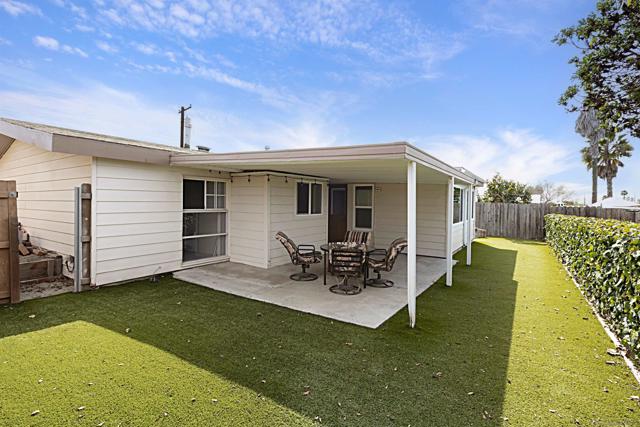 2534 Bartel St, San Diego CA: https://media.crmls.org/mediaz/90ec0b11-e0f9-4987-8990-f45add8254b9.jpg