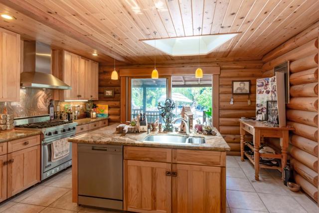 22700 Old Santa Cruz Highway, Los Gatos CA: https://media.crmls.org/mediaz/90ed2c8f-463c-4621-a742-cfbbb1302756.jpg