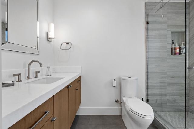 Detail Gallery Image 38 of 72 For 119 41st St, Newport Beach,  CA 92663 - 3 Beds | 5 Baths