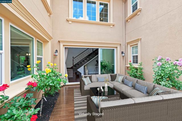 19 Baltana Place, Danville CA: https://media.crmls.org/mediaz/90ed7879-9ac9-4e0c-b583-79f5a9007d50.jpg