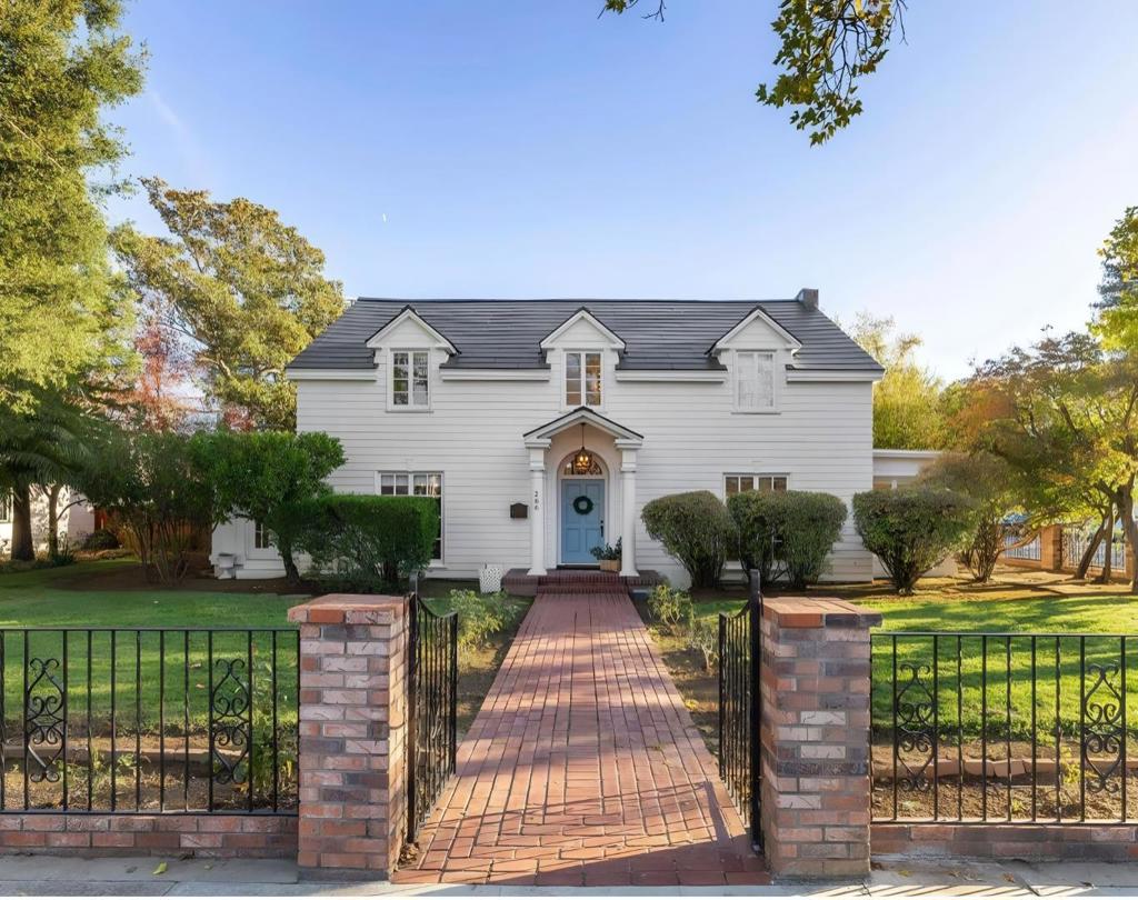 286 5th Street