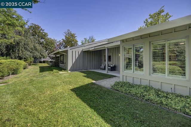 2607 Saklan Indian Dr, Walnut Creek CA: https://media.crmls.org/mediaz/90edd92d-1729-4342-9fce-e943001942f3.jpg